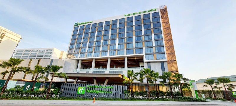 Белый деревянный мрамор, вырезанный по размеру клиента Отель Holiday INN в Лаосе